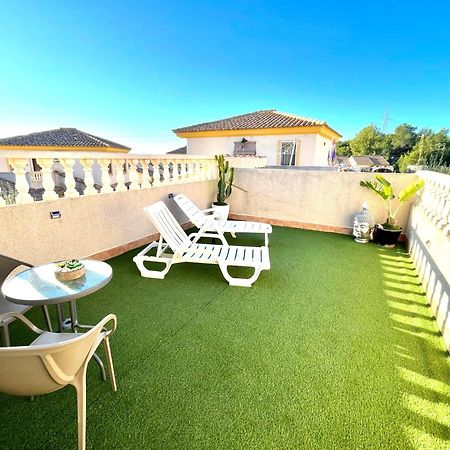 פולופ Pretty Bungalow With Private Terrace מראה חיצוני תמונה
