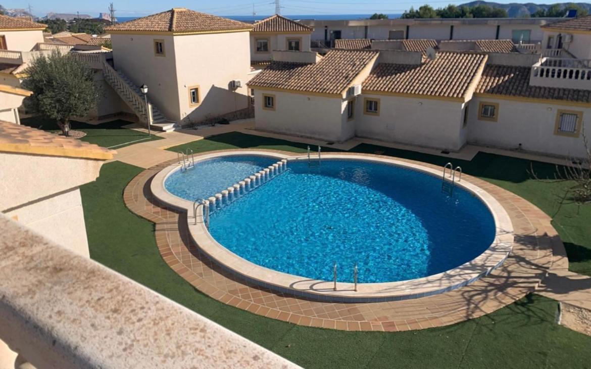 פולופ Pretty Bungalow With Private Terrace מראה חיצוני תמונה