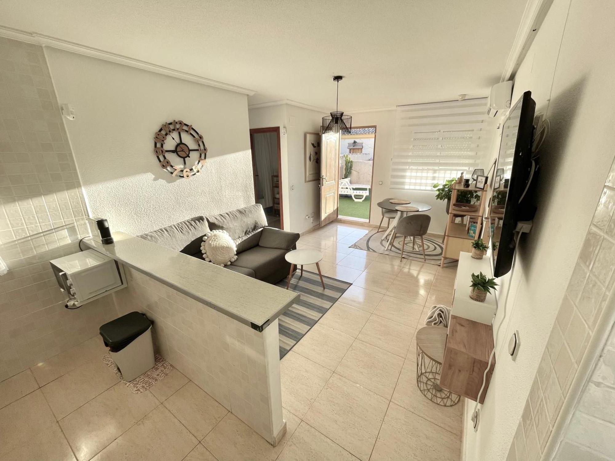 פולופ Pretty Bungalow With Private Terrace מראה חיצוני תמונה
