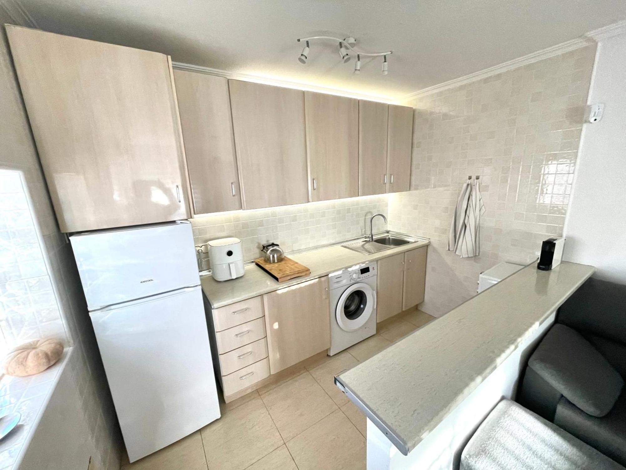 פולופ Pretty Bungalow With Private Terrace מראה חיצוני תמונה